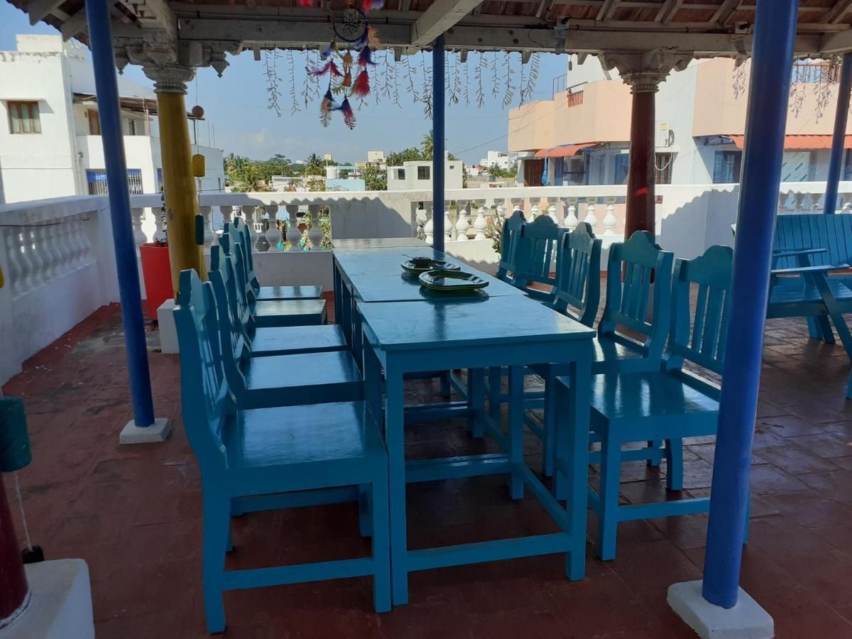 Holi-Wood Guesthouse Ποντισερί Εξωτερικό φωτογραφία