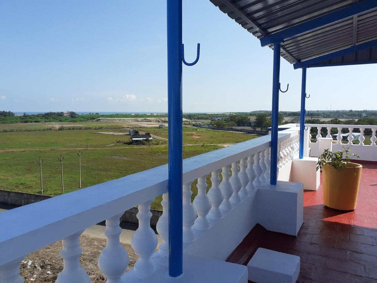 Holi-Wood Guesthouse Ποντισερί Εξωτερικό φωτογραφία