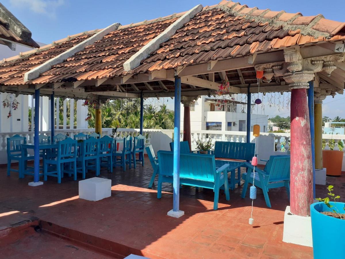 Holi-Wood Guesthouse Ποντισερί Εξωτερικό φωτογραφία