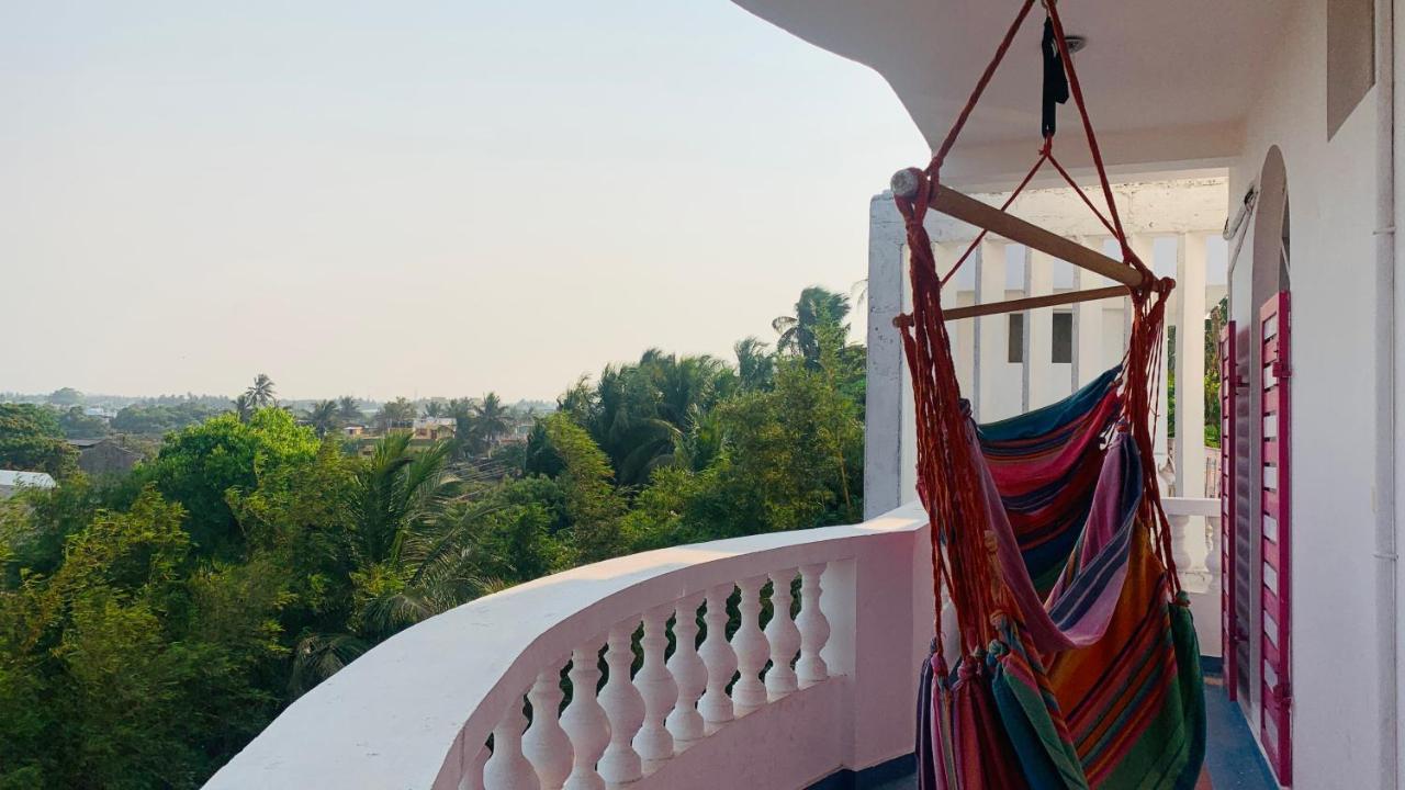 Holi-Wood Guesthouse Ποντισερί Εξωτερικό φωτογραφία