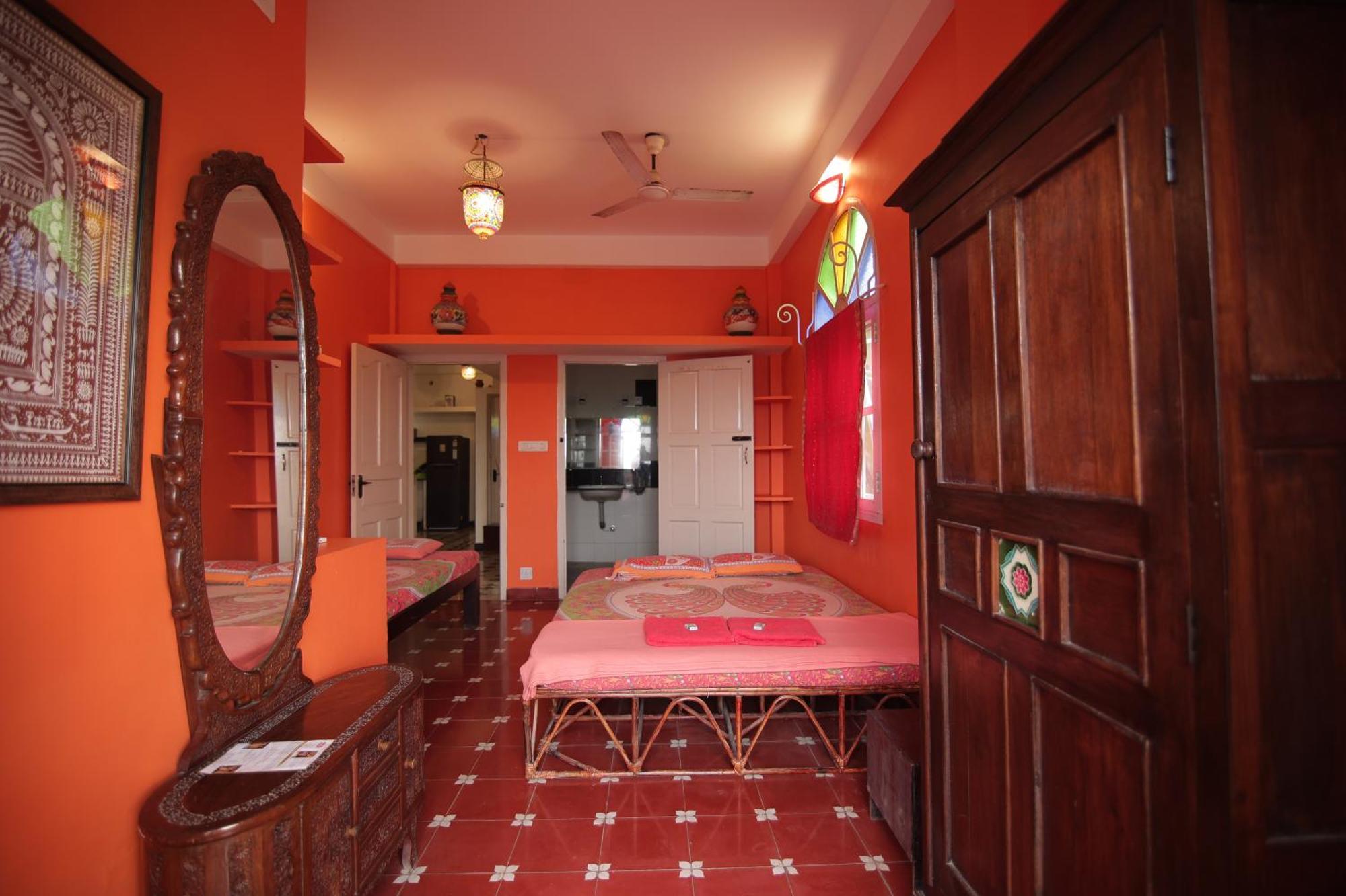Holi-Wood Guesthouse Ποντισερί Εξωτερικό φωτογραφία